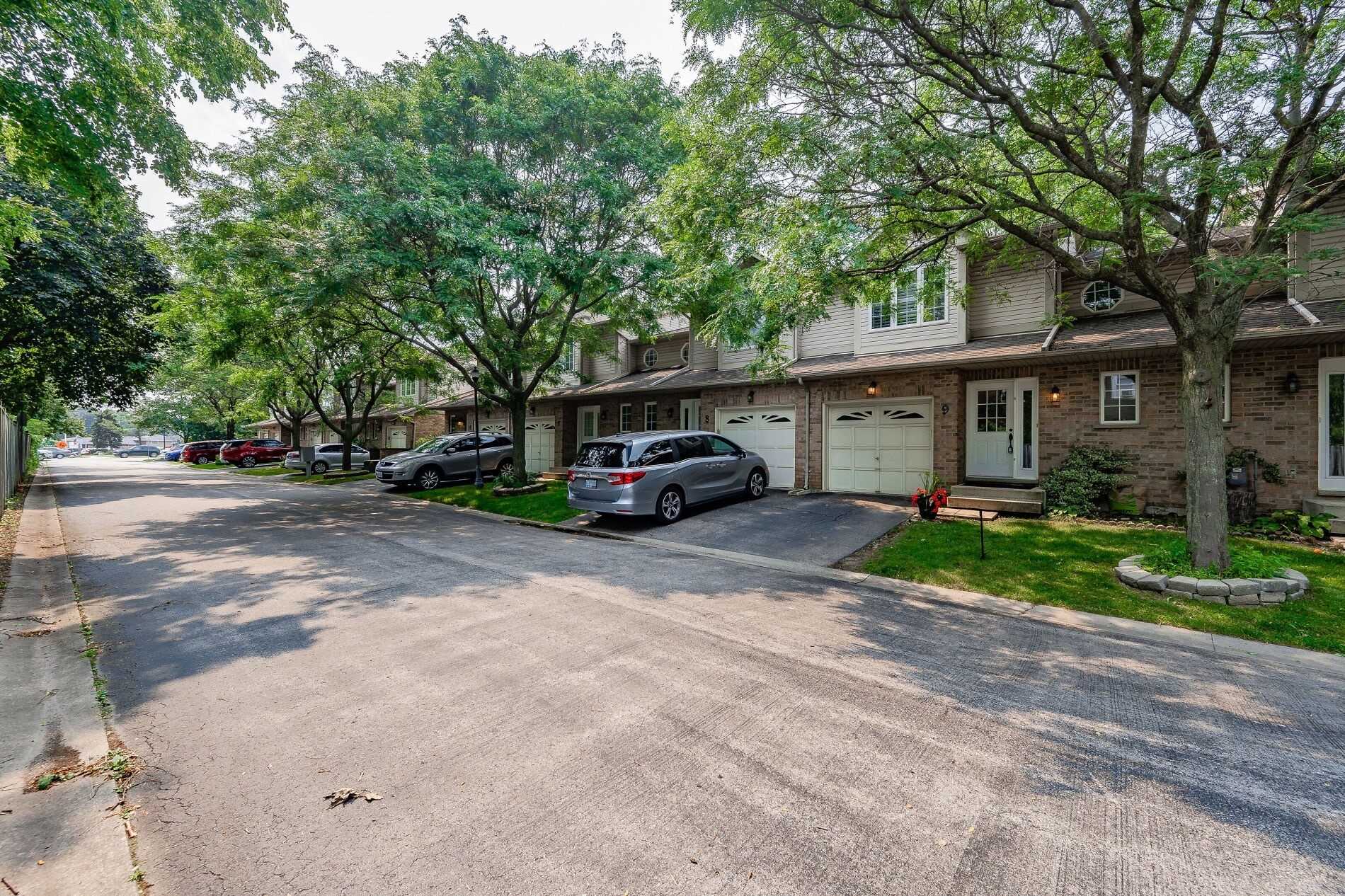 9 1335 Guelph Line, Burlington Sold Conditional, W5317192 Condos.ca