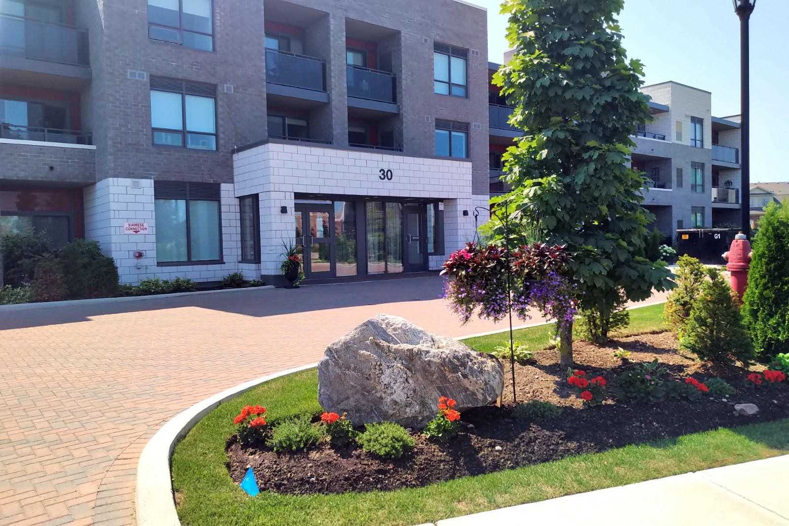 203 30 Via Rosedale Way, Brampton Sold Conditional, W5319152