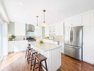 2170 Devlin Dr