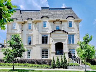 271 Ortona Gate