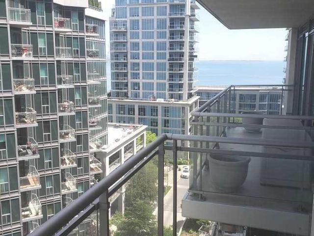 1005 - 2121 Lake Shore Blvd