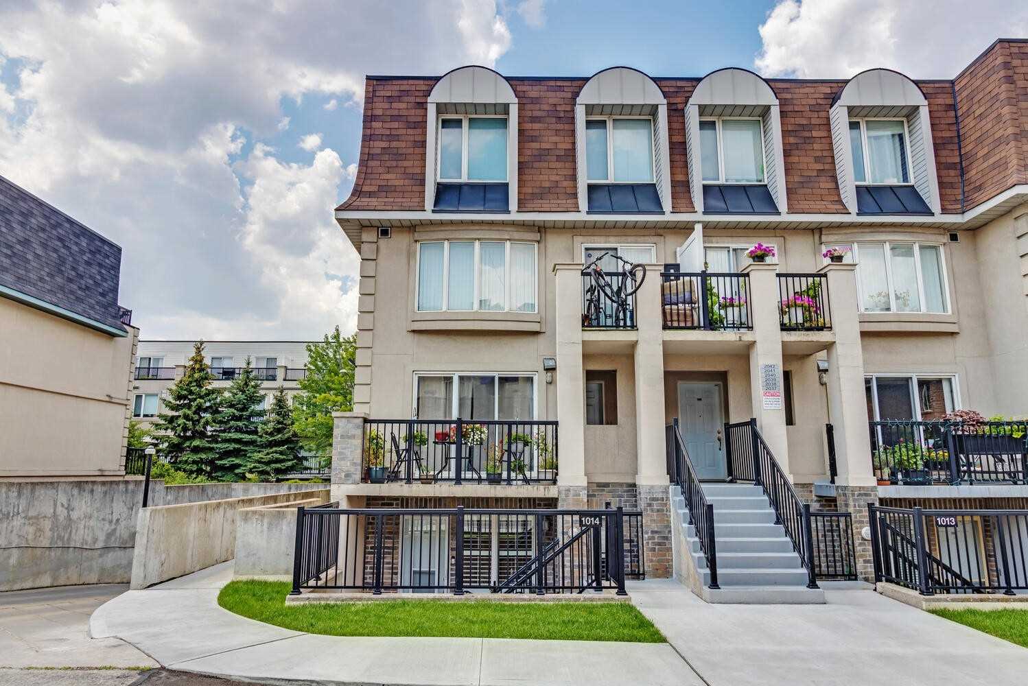 1014 85 Appleton Way, North York Sold, W5322793 Condos.ca