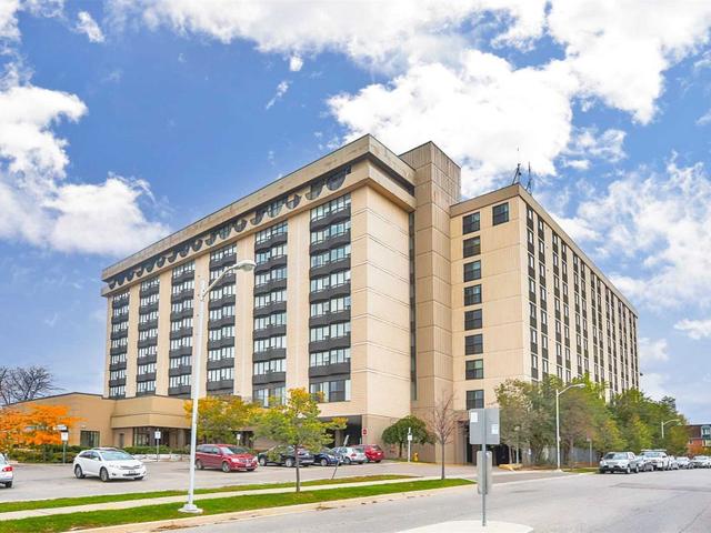 602 - 2737 Keele St