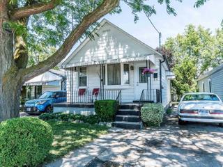 1085 Meredith Ave