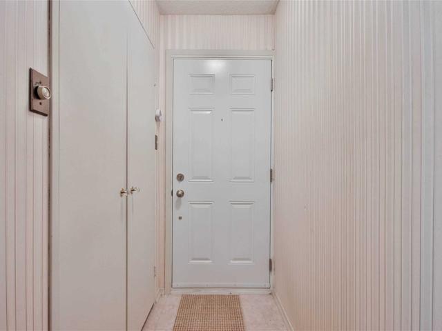 2 - 35 Four Winds Dr