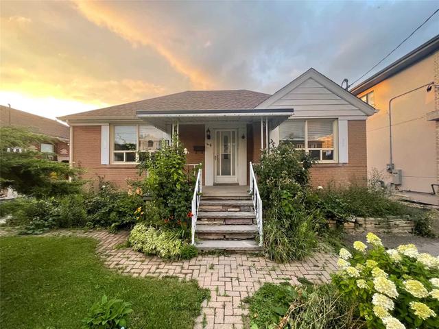 46 Stayner Ave