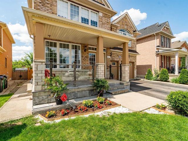 26 Gander Cres