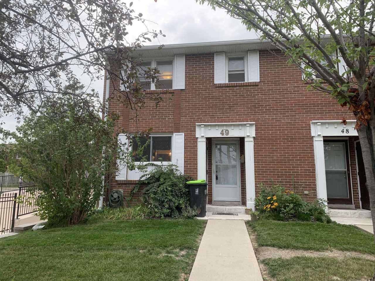 49 584 Renforth Dr, Etobicoke Sold, W5341845 Condos.ca