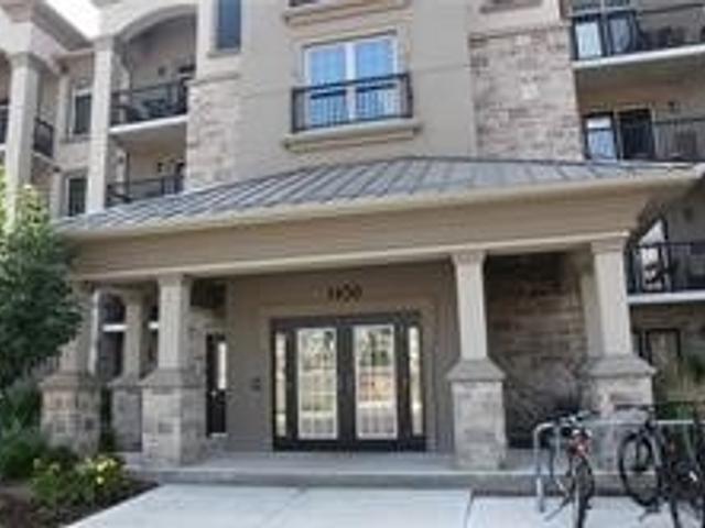 311 - 1450 Main St E