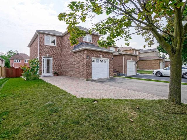 46 Mullis Cres