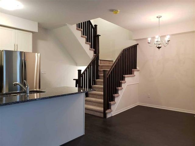 30 - 22 Applewood Lane