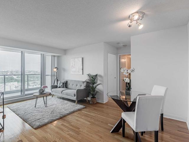 1906 - 235 Sherway Gardens Rd