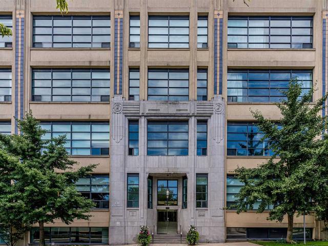 128 - 1001 Roselawn Ave