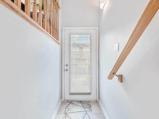 9 - 3025 Destination Dr
