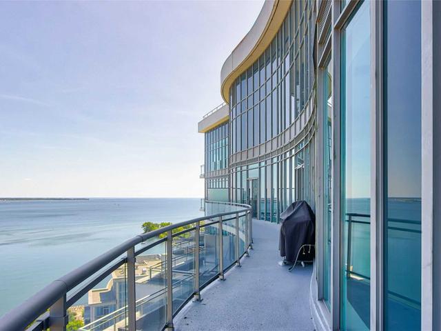 UPH 02 - 2121 Lake Shore Blvd
