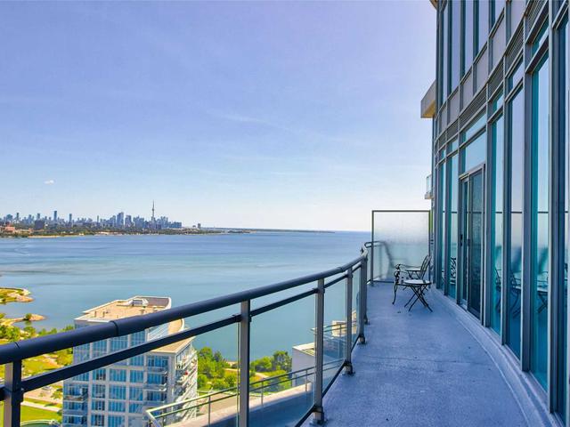 UPH 02 - 2121 Lake Shore Blvd