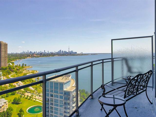 UPH 02 - 2121 Lake Shore Blvd