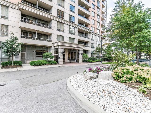 922 - 5233 Dundas St W