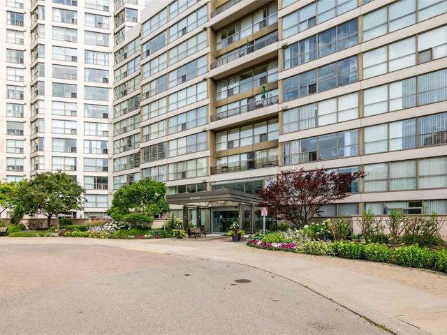 817 - 2261 Lake Shore Blvd W