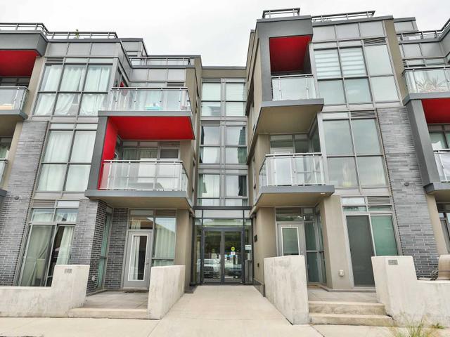 C204 - 5260 Dundas St