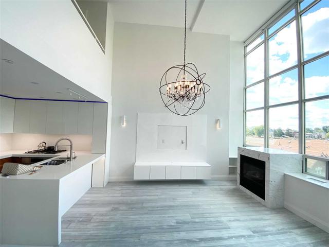 322 - 300 Manitoba St