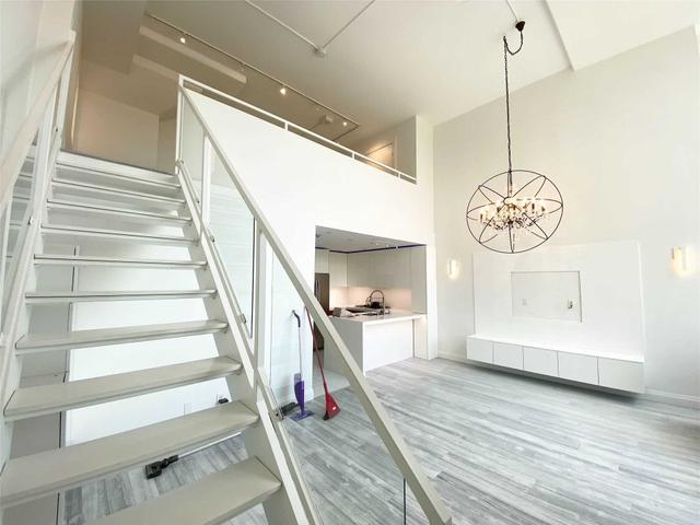 322 - 300 Manitoba St