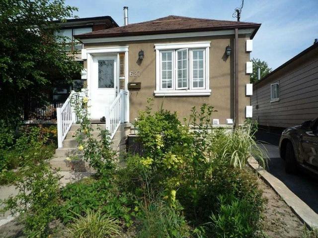 Upper - 627 Caledonia Rd