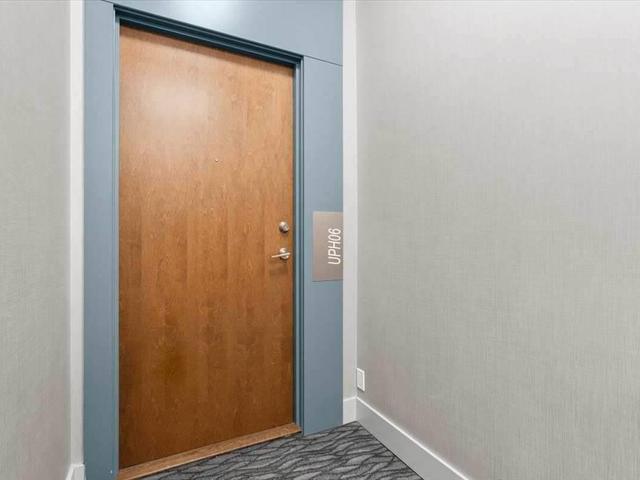 UPH06 - 2220 Lake Shore Blvd W