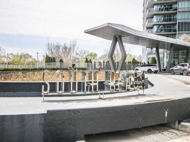 1001 - 88 Park Lawn Rd