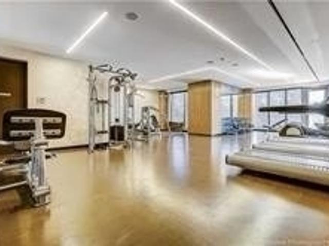 1008 - 36 Park Lawn Rd