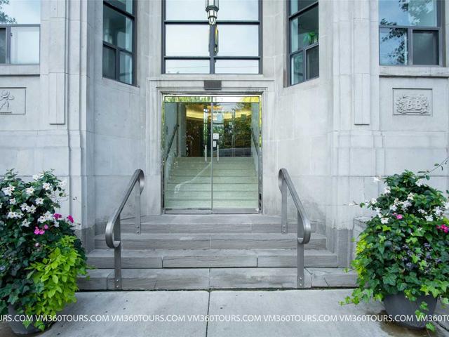 #329 - 1001 Roselawn Ave