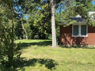 6 Burnhamthorpe Cres