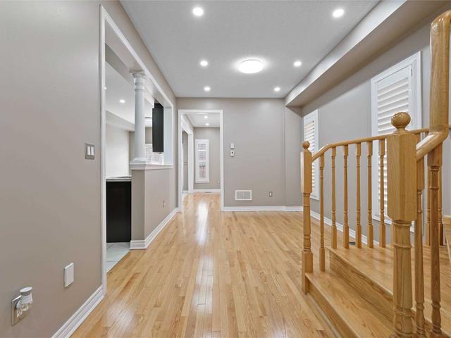 62 Yardley Cres