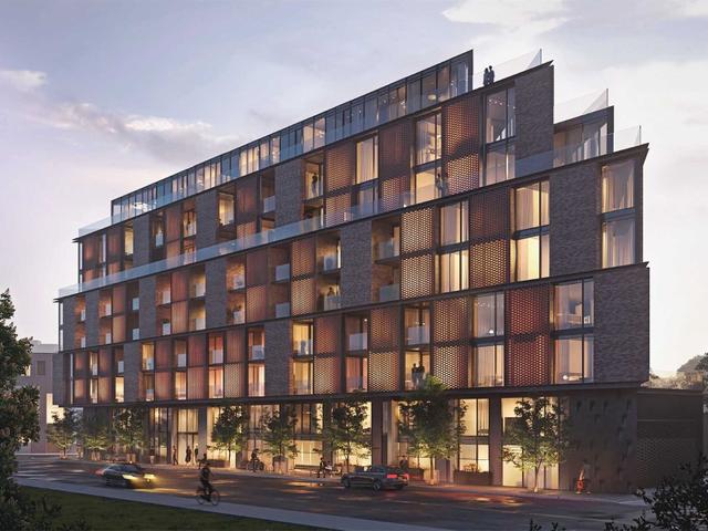 702 - 2639 Dundas St W