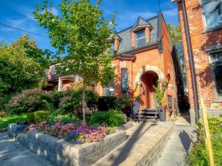 175 Sorauren Ave