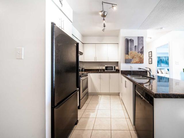 1601 - 156 Enfield Pl