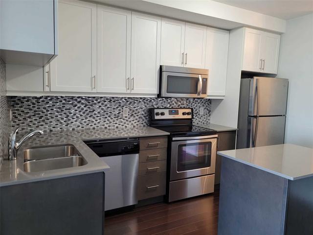 501 - 3563 Lake Shore Blvd W