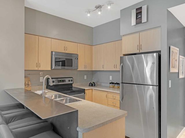 1112 - 185 Legion Rd N