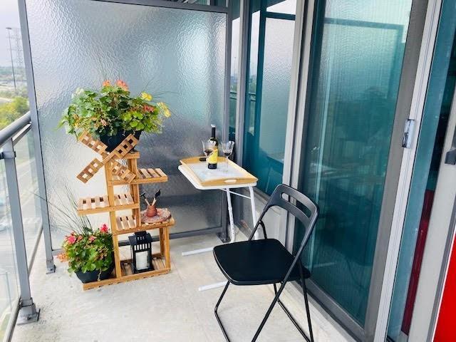 1213 - 2121 Lake Shore Blvd W