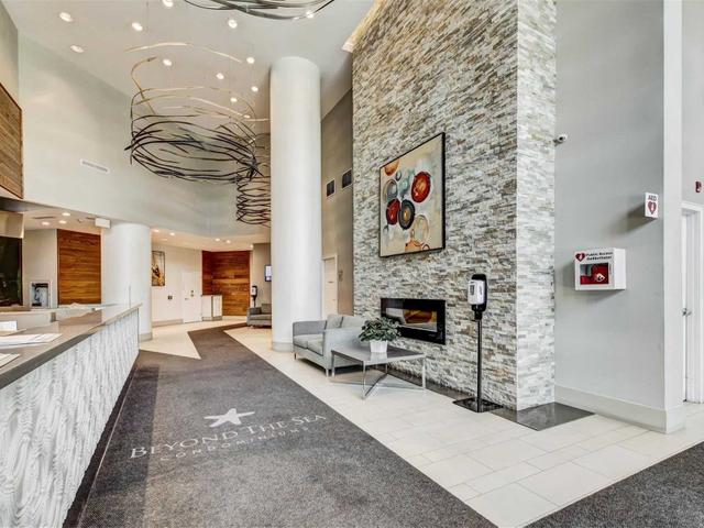 1704 - 2230 Lake Shore Blvd W