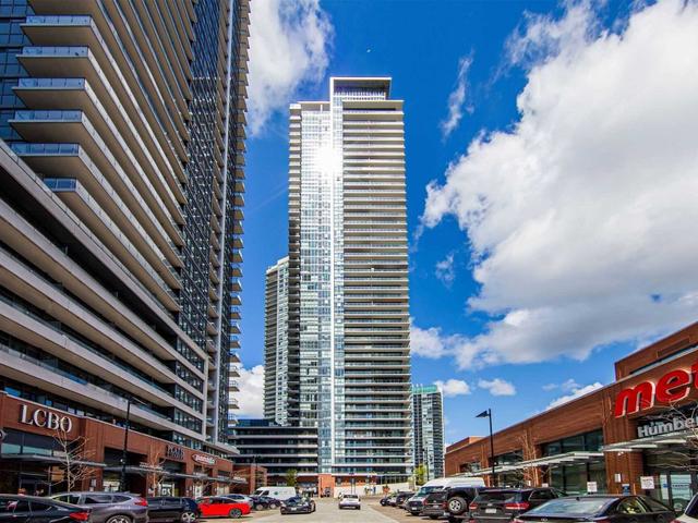 421 - 10 Park Lawn Rd