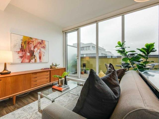 507B - 25 Ritchie Ave