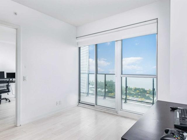 3710 - 2200 Lake Shore Blvd W