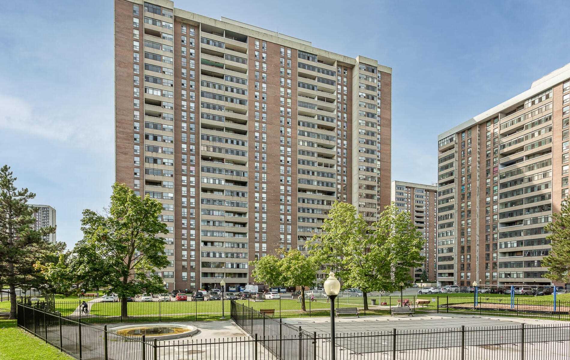 1208 18 Knightsbridge Rd, Brampton Sold Conditional, W5399580