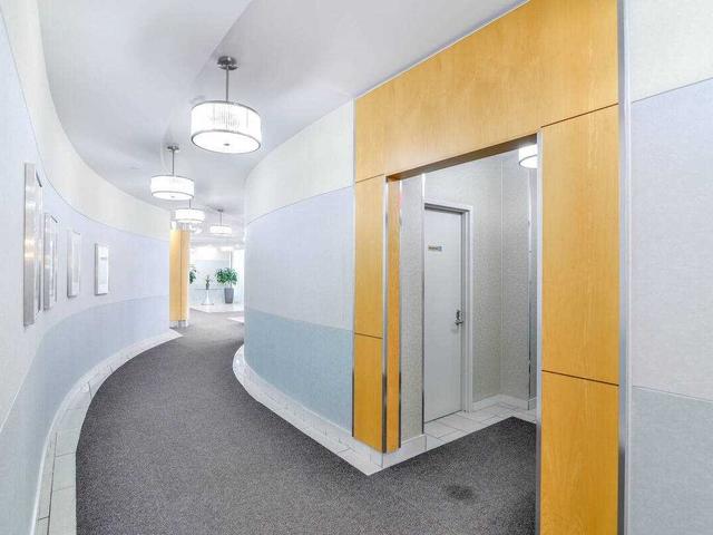 303 - 185 Legion Rd N