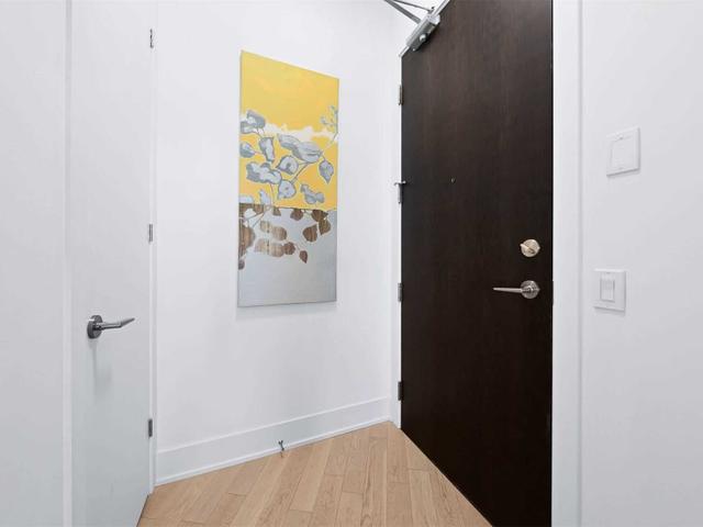 PH04 - 10 Park Lawn Rd