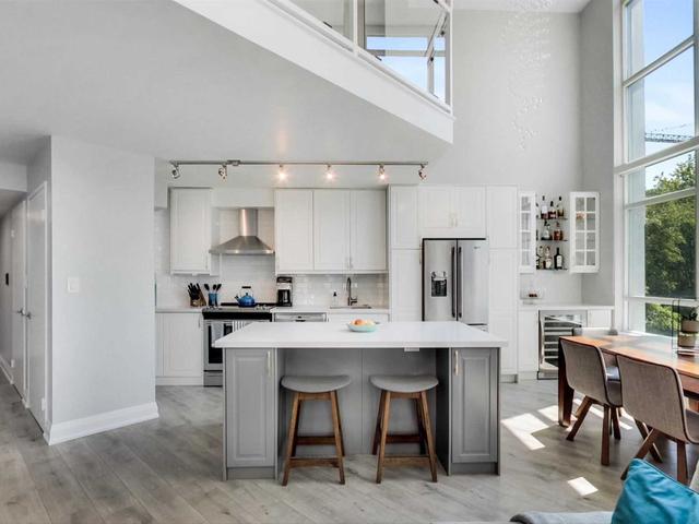 218 - 200 Manitoba St