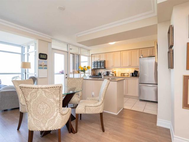 1906 - 3 Marine Parade Dr