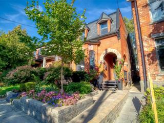 175 Sorauren Ave