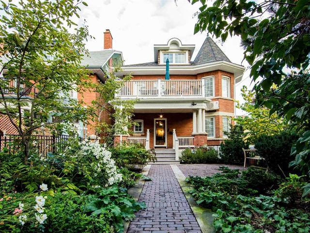 1 Maynard Ave